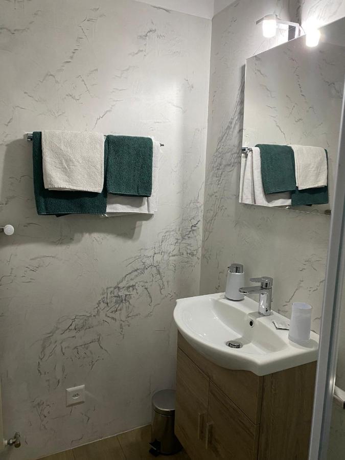 Ristorante Del Ponte Bed & Breakfast Cugnasco Ngoại thất bức ảnh